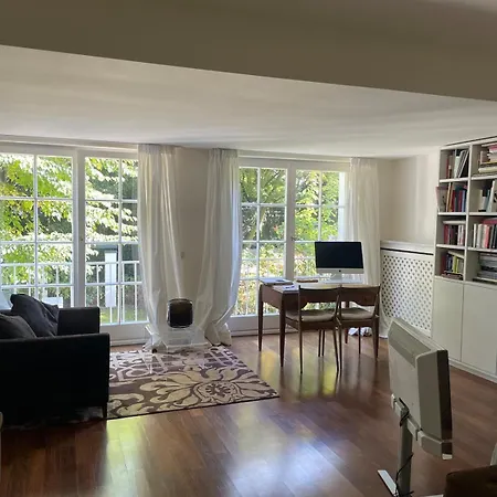 Luxus Wohnen Am Rhein Nah Der Messe Apartment Düsseldorf